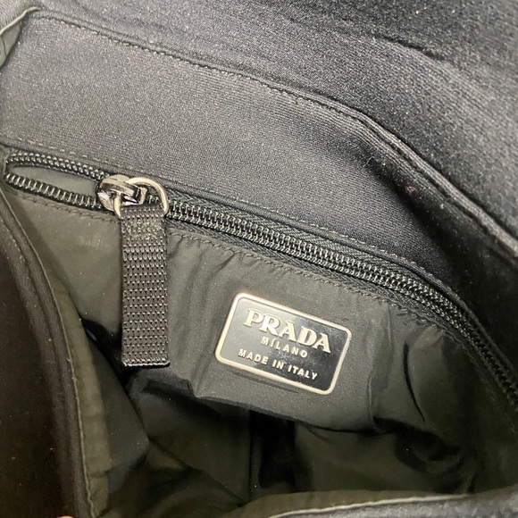 Prada Black Nylon Sports Hand Bag 10in x 8in x 5in - Picture 11 of 16